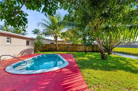 1281 NW 63rd Avenue Sunrise FL 33313