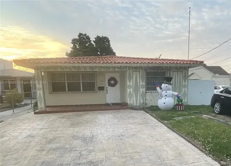 42 NW 59th Court Miami FL 33126