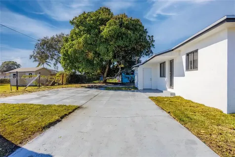 3200 NW 212th Street Miami Gardens FL 33056