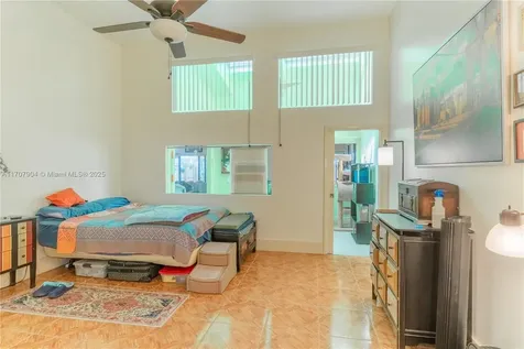2617 S Parkview Drive Hallandale Beach FL 33009