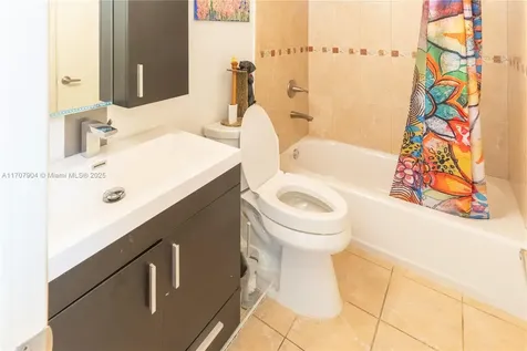 2617 S Parkview Drive Hallandale Beach FL 33009