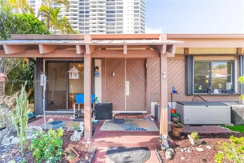 2617 S Parkview Drive Hallandale Beach FL 33009