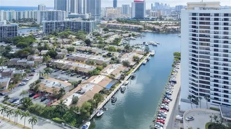 2617 S Parkview Drive Hallandale Beach FL 33009