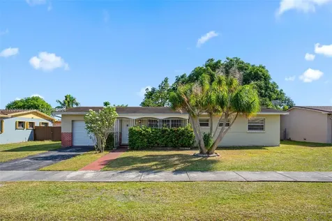 15721 SW 106th Avenue Miami FL 33157