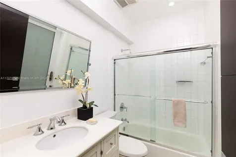 12100 SW 60th Court Pinecrest FL 33156