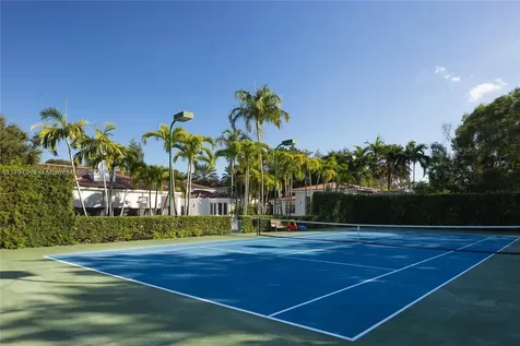 12100 SW 60th Court Pinecrest FL 33156