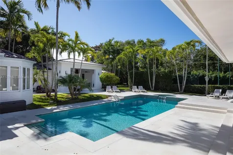 12100 SW 60th Court Pinecrest FL 33156