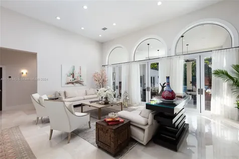 12100 SW 60th Court Pinecrest FL 33156