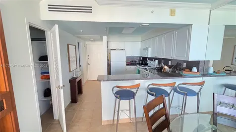 2501 S Ocean Drive Hollywood FL 33019