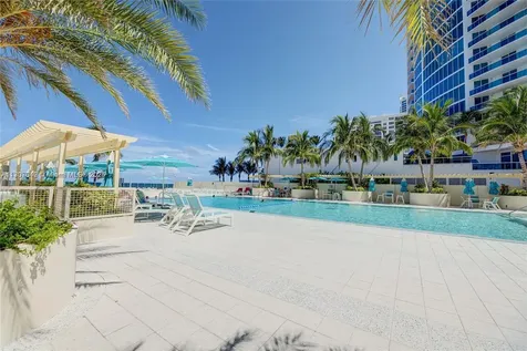 2501 S Ocean Drive Hollywood FL 33019