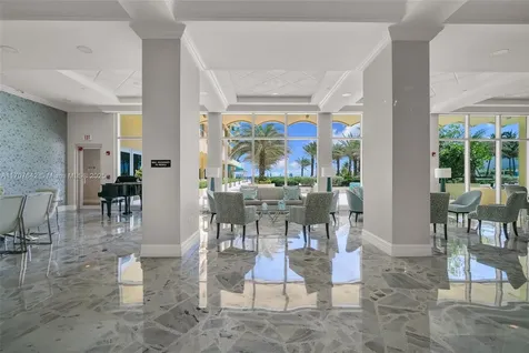 2501 S Ocean Drive Hollywood FL 33019