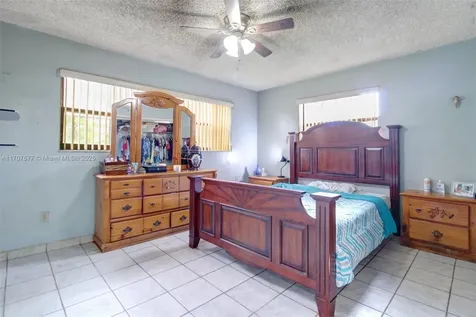 2600 SW 99th Avenue Miami FL 33165