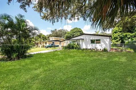 5721 Atlanta Street Hollywood FL 33021