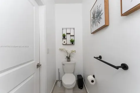 2492 SE 3rd Street Homestead FL 33033