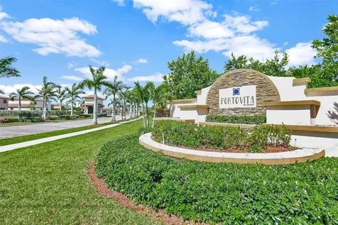 2492 SE 3rd Street Homestead FL 33033