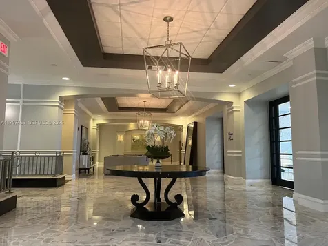 2501 S Ocean Drive Hollywood FL 33019