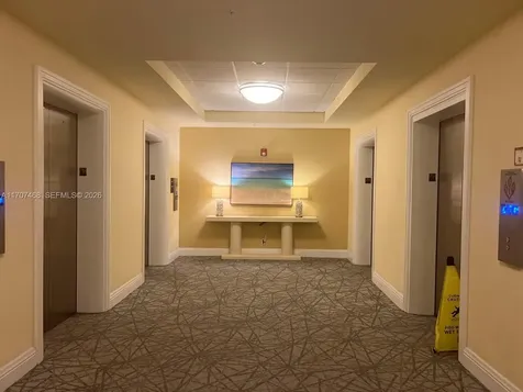 2501 S Ocean Drive Hollywood FL 33019