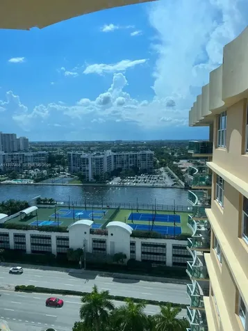2501 S Ocean Drive Hollywood FL 33019