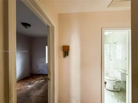 1770 NW 55th Terrace Miami FL 33142