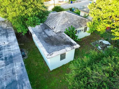 1770 NW 55th Terrace Miami FL 33142