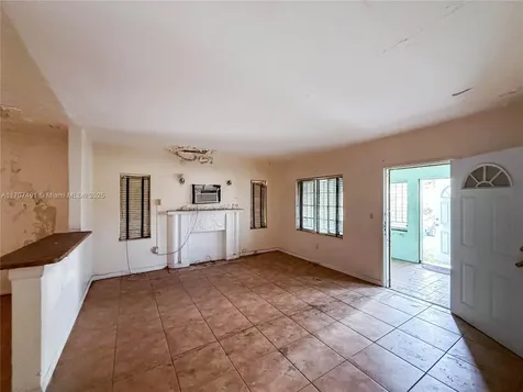 1770 NW 55th Terrace Miami FL 33142