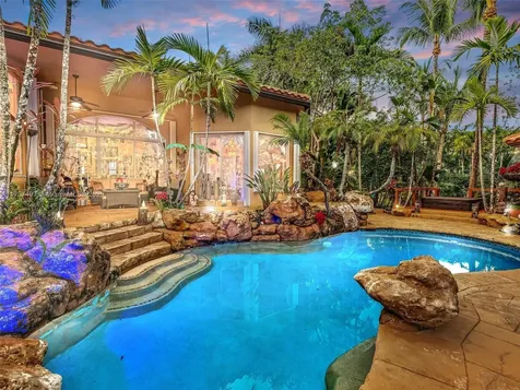 2350 SW 106th Way Davie FL 33324