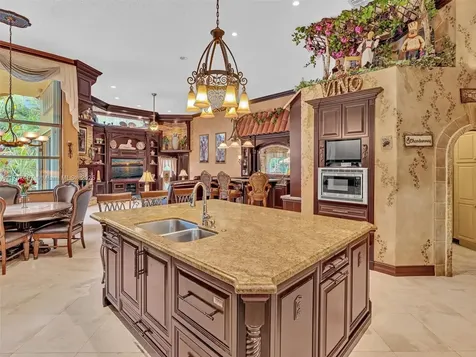 2350 SW 106th Way Davie FL 33324