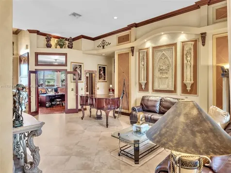 2350 SW 106th Way Davie FL 33324