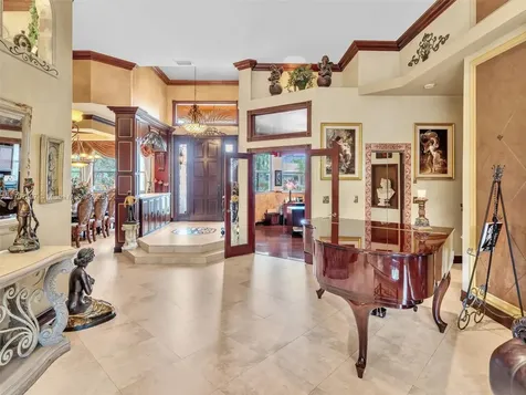 2350 SW 106th Way Davie FL 33324