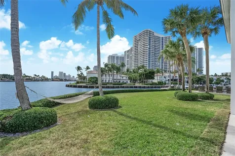 101 Holiday Drive Hallandale Beach FL 33009