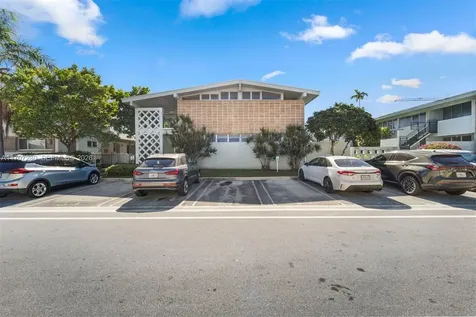 1060 98 Street Bay Harbor Islands FL 33154