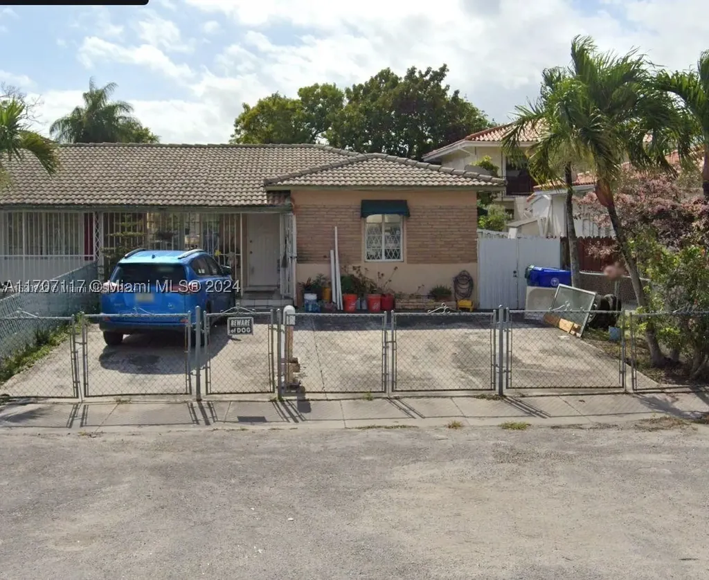 3154 SW 23rd Street Miami FL 33145