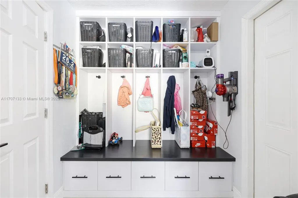 6520 NE 19th Avenue Fort Lauderdale FL 33308