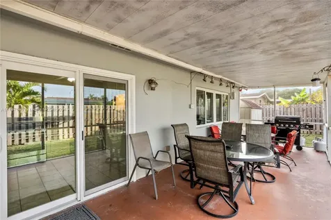 12321 NW 29th Street Sunrise FL 33323