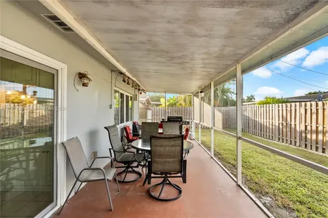 12321 NW 29th Street Sunrise FL 33323