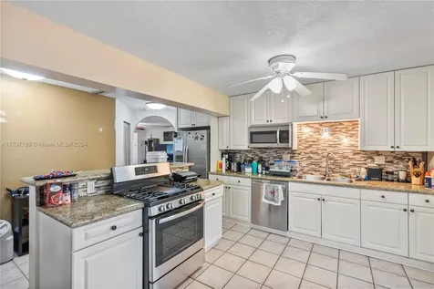 12321 NW 29th Street Sunrise FL 33323