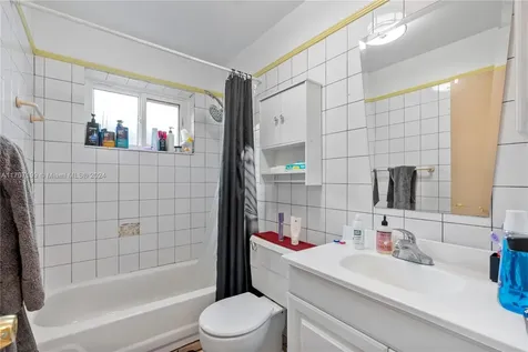 12321 NW 29th Street Sunrise FL 33323