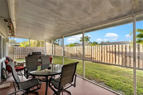 12321 NW 29th Street Sunrise FL 33323