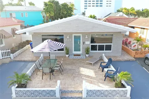326 Grant Street Hollywood FL 33019