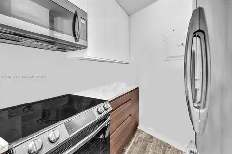 1881 Washington Avenue Miami Beach FL 33139