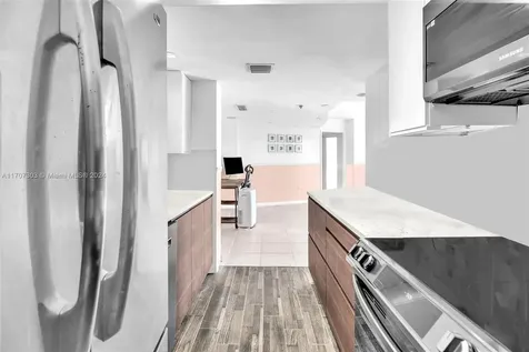 1881 Washington Avenue Miami Beach FL 33139