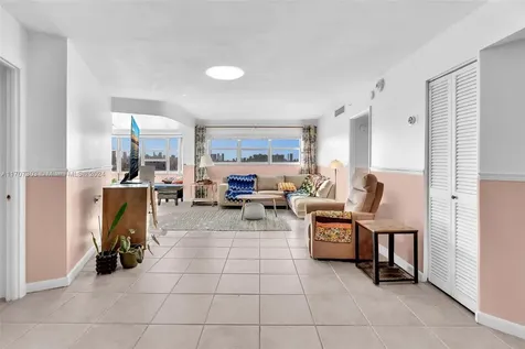 1881 Washington Avenue Miami Beach FL 33139