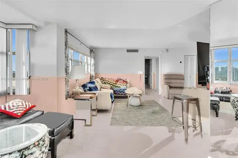 1881 Washington Avenue Miami Beach FL 33139