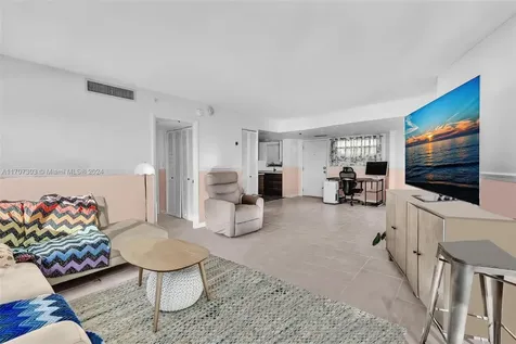 1881 Washington Avenue Miami Beach FL 33139