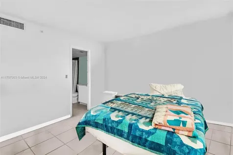 1881 Washington Avenue Miami Beach FL 33139