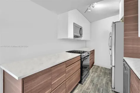 1881 Washington Avenue Miami Beach FL 33139