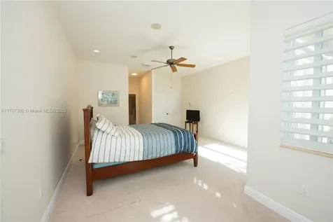 1966 SE 23rd Court Homestead FL 33035