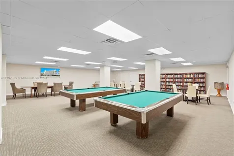 5005 Collins Avenue Miami Beach FL 33140
