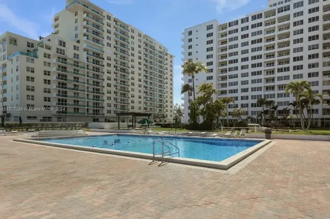 5005 Collins Avenue Miami Beach FL 33140