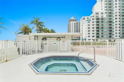 5005 Collins Avenue Miami Beach FL 33140